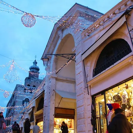 Casa Rosa * Venice